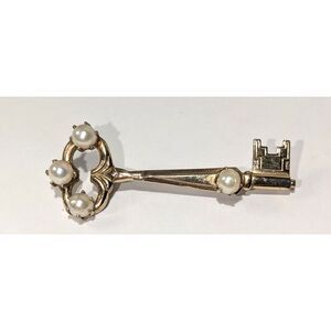 Gold Key and Pearl Brooch